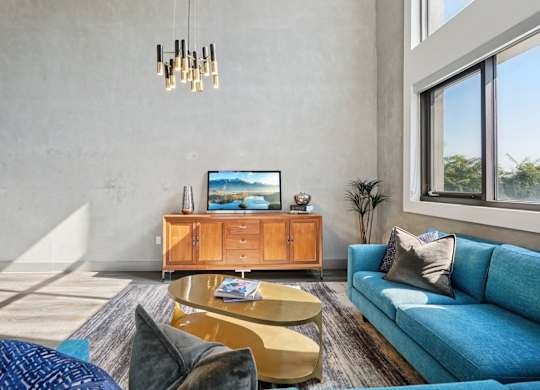Living Room With TV at The Mansfield at Miracle Mile, California