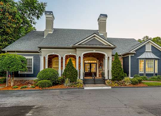 Front of Bridwater Leasing Office