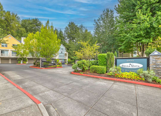 Bella Vista Entrance