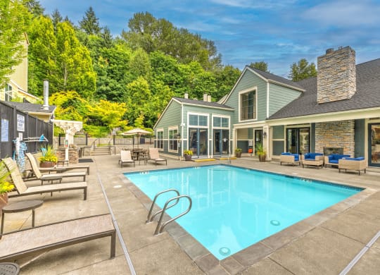 Bella Vista Outdoor Pool