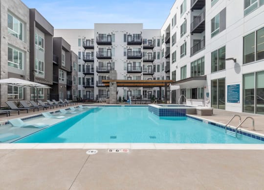 Pool & Spa