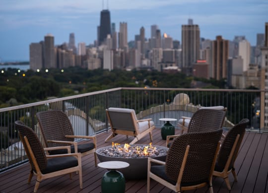 Rooftop Lounge at the Belden Stratford in Chicago, IL 60614
