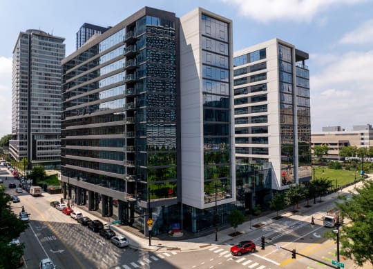Exterior View of The Grand Central Apartments in Chicago, IL 60607
