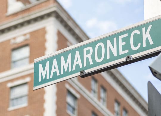 Street sign at 15 Bank Apartments, White Plains