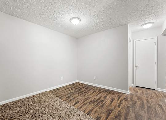Apartment home dining room at Bradford Gwinnett & Townhomes in Norcross, GA 30071