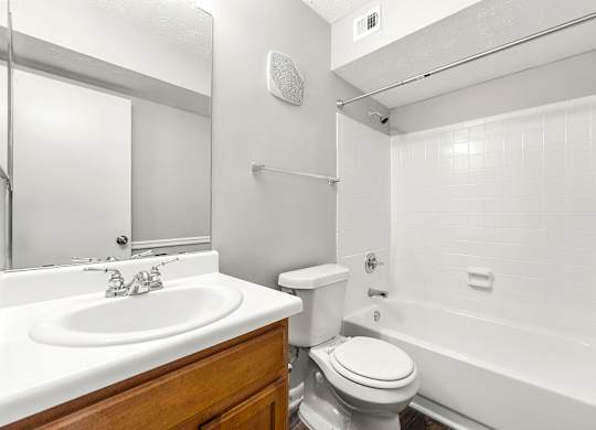 Ensuite bathroom at Bradford Gwinnett & Townhomes in Norcross, GA 30071