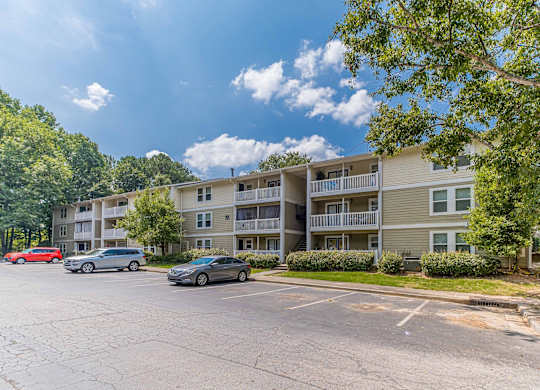 Building exterior at Bradford Gwinnett & Townhomes in Norcross, GA 30071