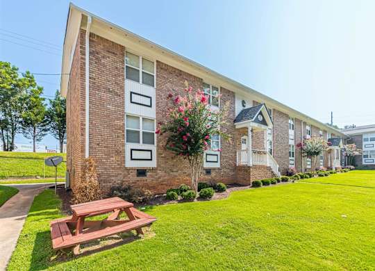 Exterior at Georgian Oaks Apartments l & ll* Apartments, Smyrna , GA, 30080