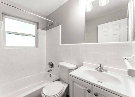 Bathroom With Bathtub at Gardens at Washington Park, Atlanta, GA