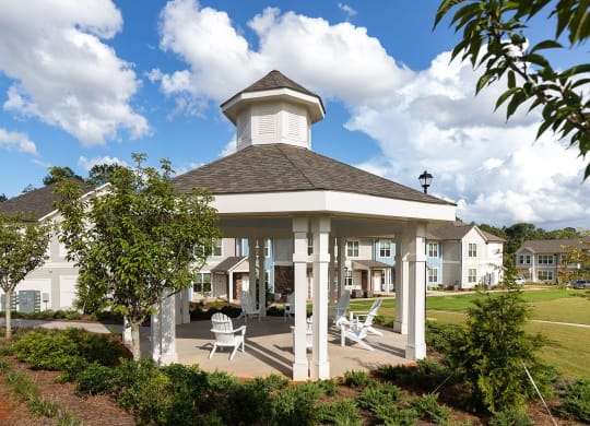 gazebo with chairs at Carmel Vista, McDonough, Georgia