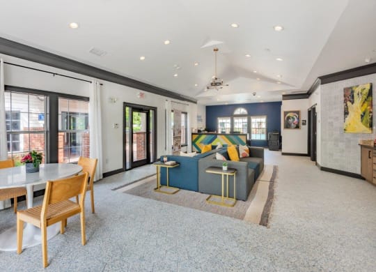 Southpoint Crossing Apartments in Durham, North Carolina Clubhouse Lounge