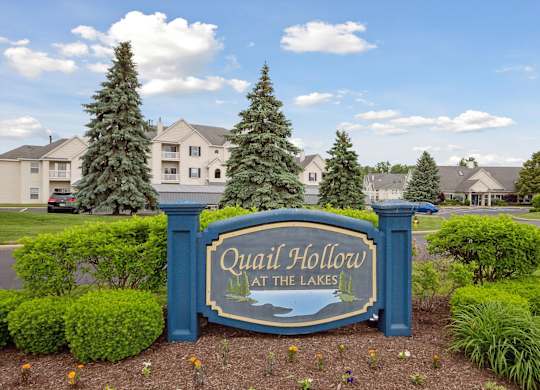Quail Hollow Monument Sign