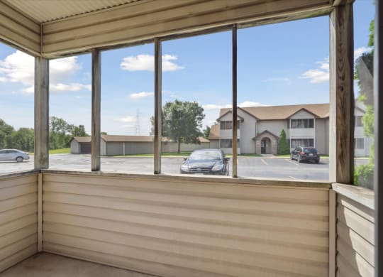 Screened-In Patio