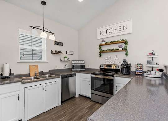 Clubhouse Kitchen