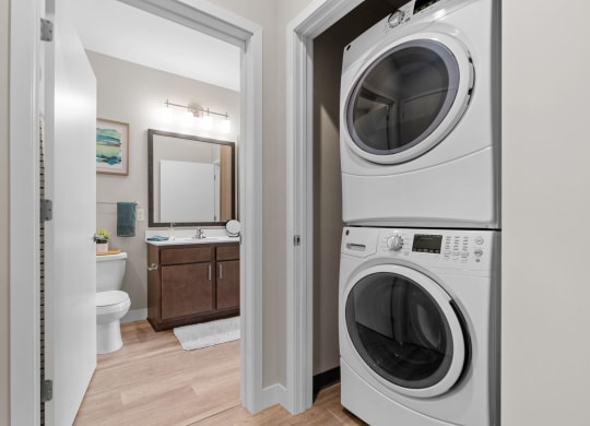 Full-Size Washer/Dryer