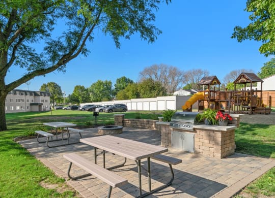 Outdoor Kitchen Area