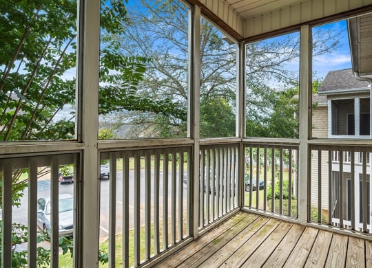Screened-in Balcony