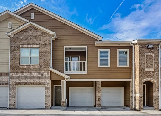 Exterior Of Apartment Homes At Villas At Park Avenue