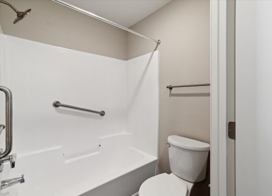 Bathroom with Modern Finishes