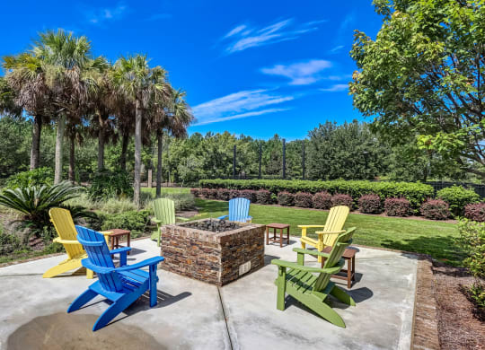 Outdoor Firepit Lounge