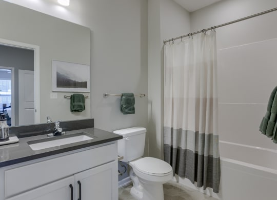 Bathroom with Modern Finishes