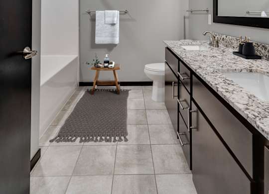 Bathroom with Modern Finishes