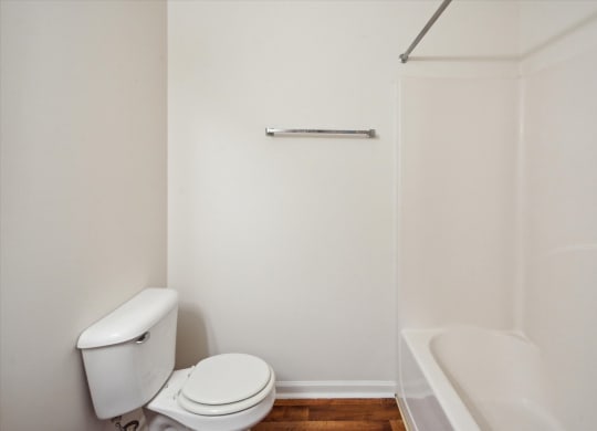Bathroom with Modern Finishes