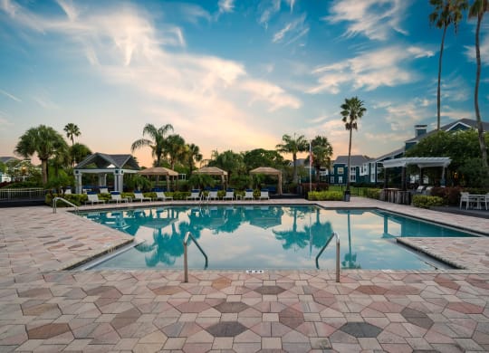 Spacious Pool & Sundeck At Twilight