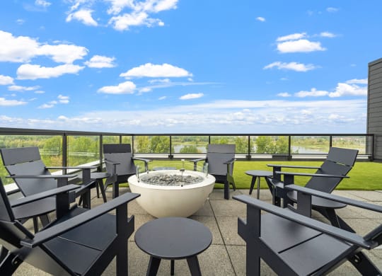 Outdoor Sky Deck with Firepit