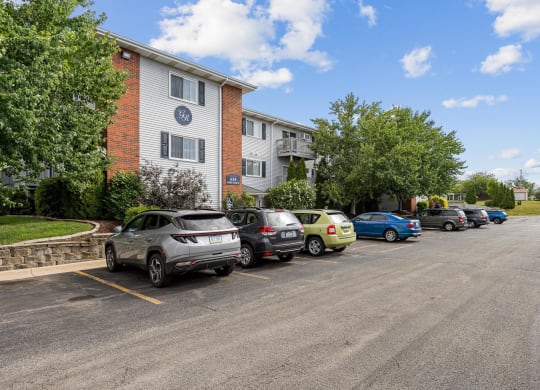 Exterior of Grand Ridge