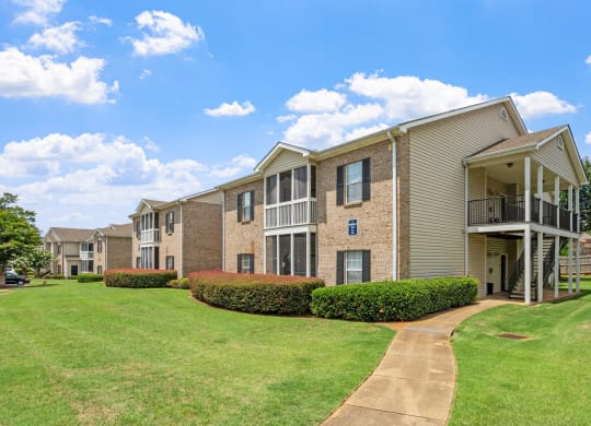 Exterior of Highland Lakes