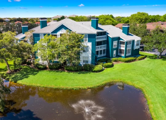Apartment Homes Overlooking The Pond & Fountain