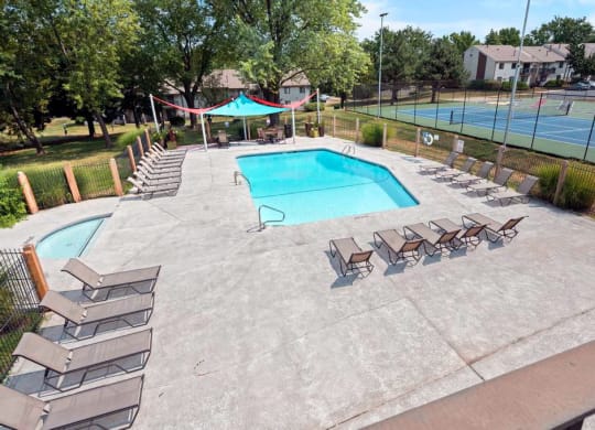 Outdoor Pool & Sundeck