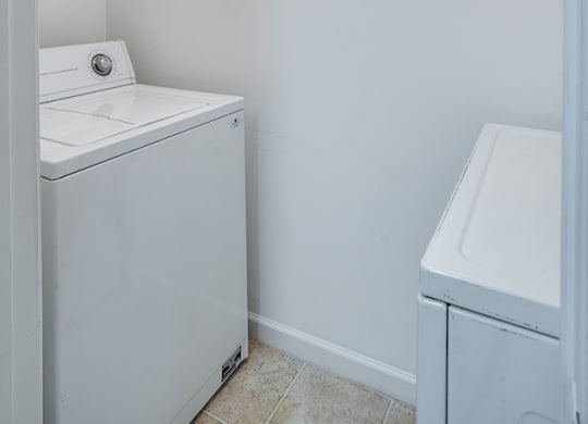 Closet with Washer and Dryer