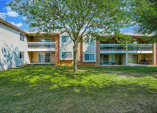 Exterior of Knoxville Pointe