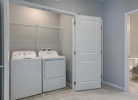 Full-Size Washer/Dryer