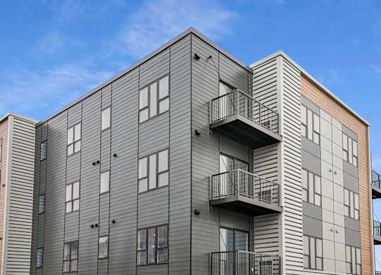 Exterior of Rya