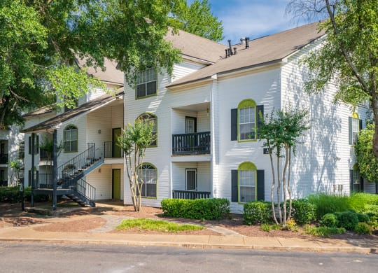 Exterior of a Savannah Creek Apartment Building