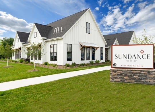 Sundance Woodbury Monument Sign & Clubhouse