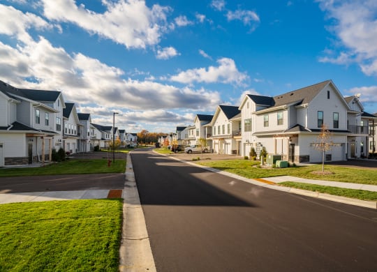 Sundance Woodbury Apartment Homes Featuring Personal Driveways