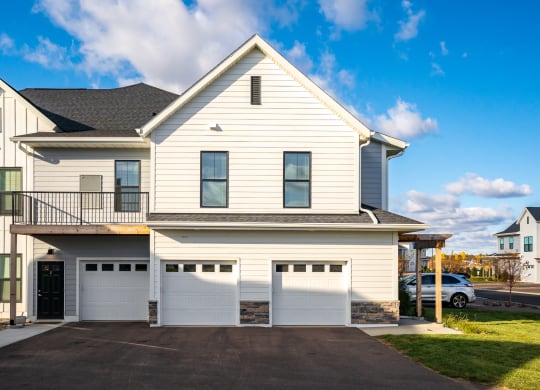 Apartment Homes Featuring Garages & Driveways