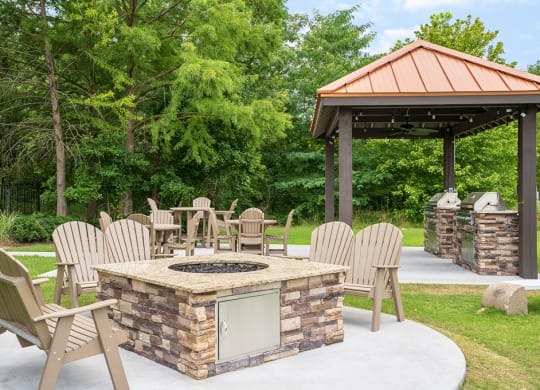 Outdoor Fire Pit and Grilling Area