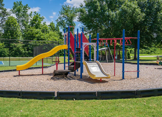 On-Premise Playground with Multiple Slides
