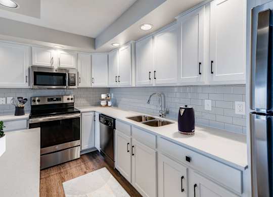 Fully Equipped Kitchen with Stainless Steel Appliances