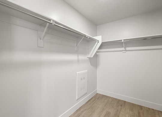 Closet at SECOND AVE COMMONS | BRAND-NEW, Arizona