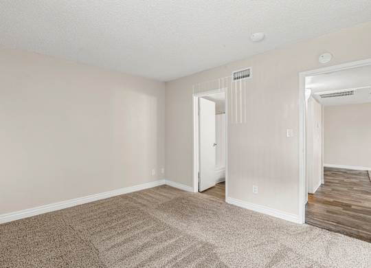2x2 Bedroom at Villa Toscana Apartments in Phoenix Arizona
