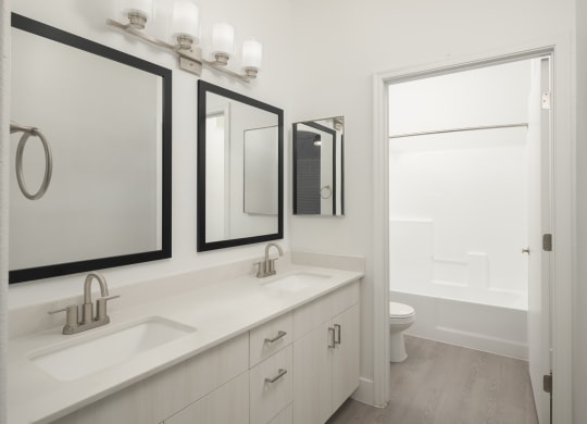 Bathroom at Haven at Arrowhead Apartments in Glendale Arizona 2021 9(1)