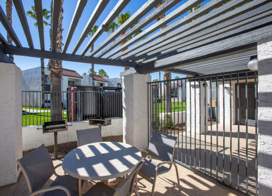 BBQ Picnic Area at Townhomes on the Park in Phoenix Arizona
