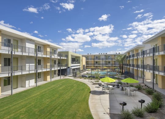 Community at Cabana Bridges Apartments in Tucson Arizona