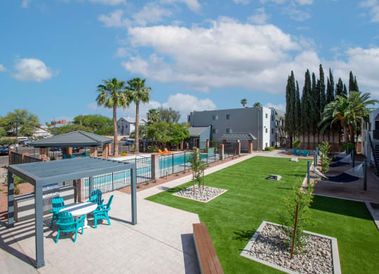 Courtyard at The Link at 4th Ave Apartments